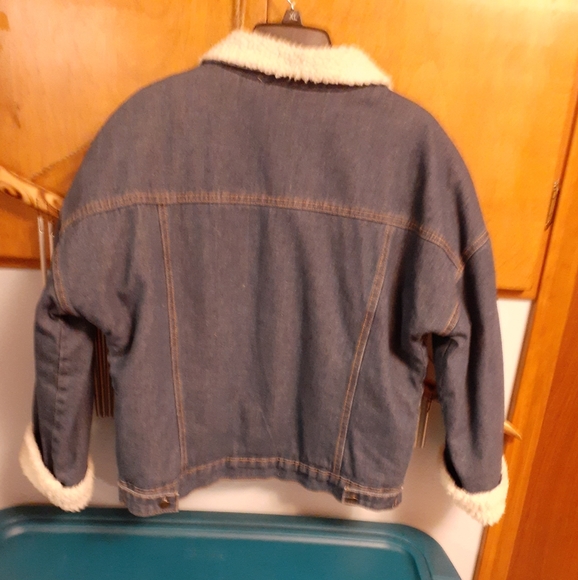 Ladies denim jacket size large - Picture 2 of 3